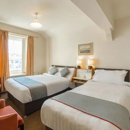 Oyo The Cumberland 3* Workington